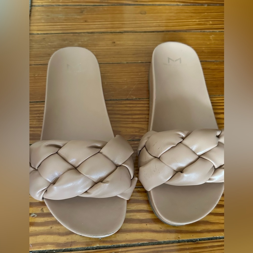 Marc Fisher LTD Imenta Slide Sandal